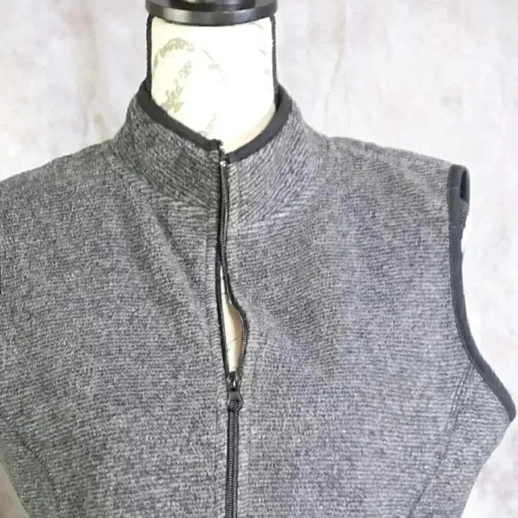 Alps heathered black/grey women's vest w/contrasting trim on neck and arms Med. - Picture 2 of 7
